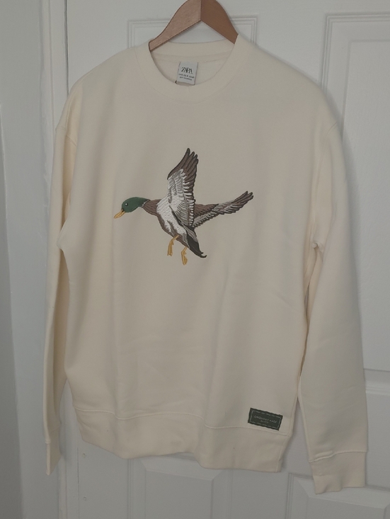Zara Other - Zara Cream Crewneck Sweater with Embroidered Duck